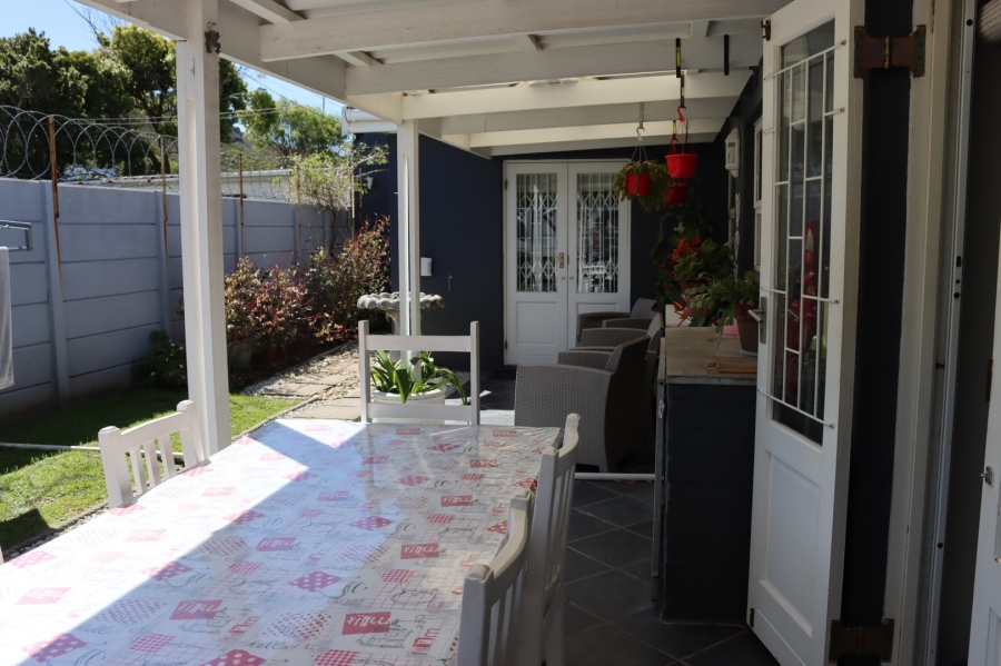 3 Bedroom Property for Sale in Kleinmond Western Cape